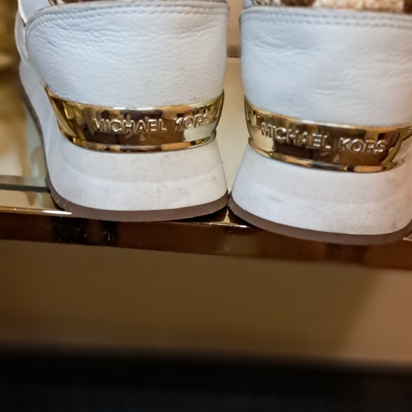 Michael Kors Sneakers - Picture 5 of 6